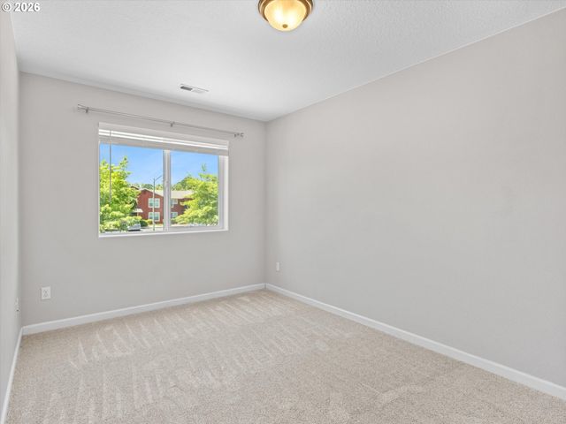 2639 JUNIPER St, Forest Grove, OR 97116