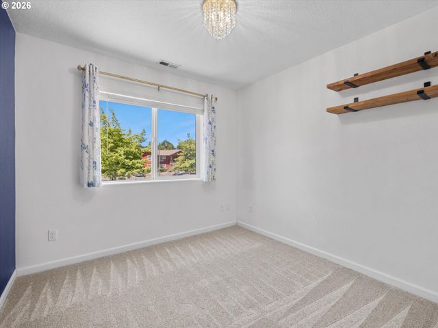 2639 JUNIPER St, Forest Grove, OR 97116