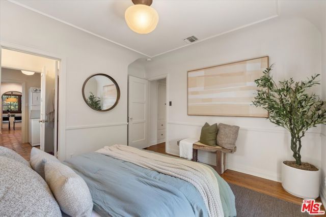 445 N Sweetzer Avenue, Los Angeles, CA 90048