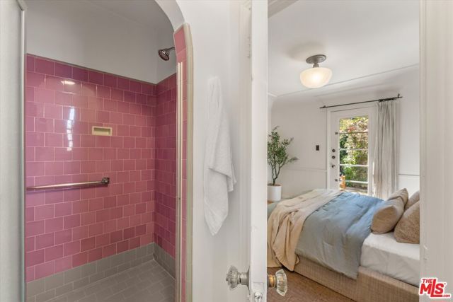 445 N Sweetzer Avenue, Los Angeles, CA 90048