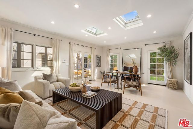 445 N Sweetzer Avenue, Los Angeles, CA 90048