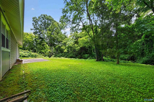 3710 Oakdale Court NW, Huntsville, AL 35810