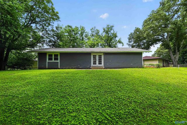 3710 Oakdale Court NW, Huntsville, AL 35810