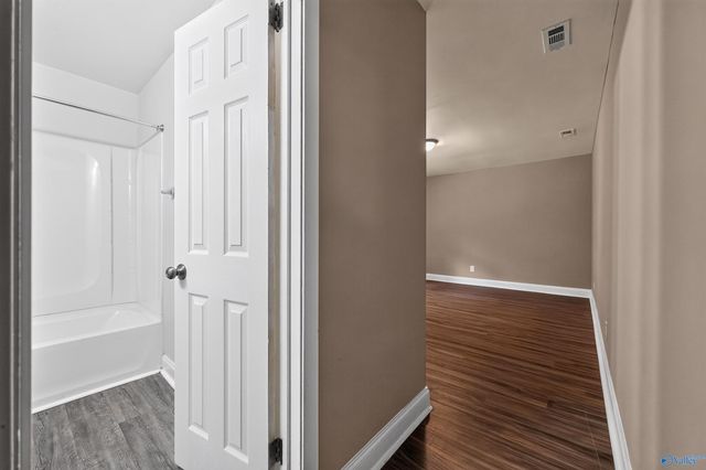 3710 Oakdale Court NW, Huntsville, AL 35810