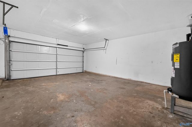 3710 Oakdale Court NW, Huntsville, AL 35810