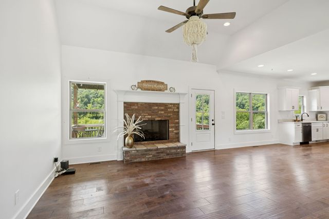 700 Johnson Hollow Rd, Watertown, TN 37184