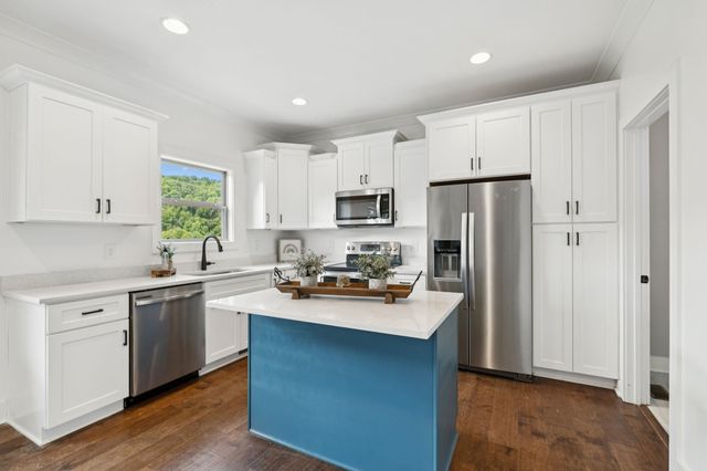 700 Johnson Hollow Rd, Watertown, TN 37184