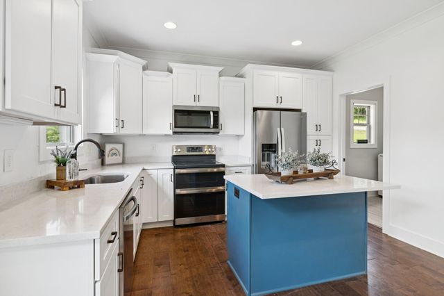 700 Johnson Hollow Rd, Watertown, TN 37184