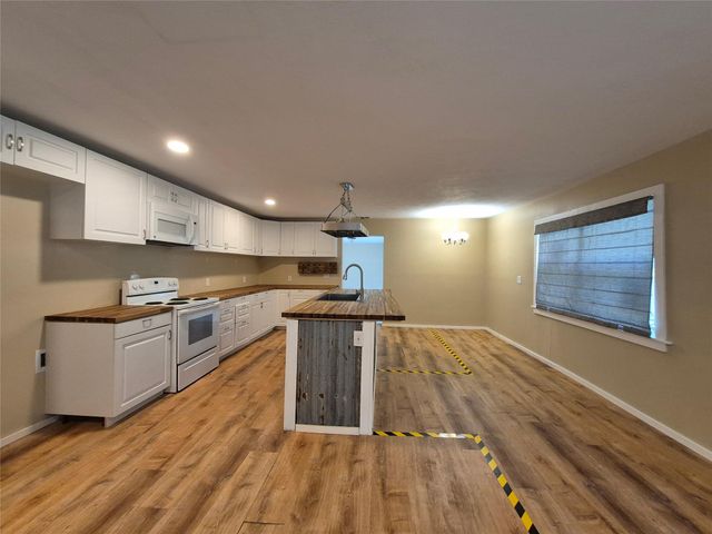 236 Sundance Trail, Livingston, TX 77351
