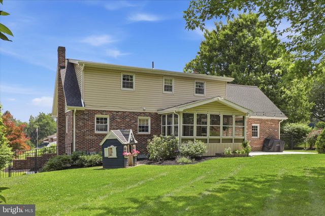 106 NORDICK DR, Lancaster, PA 17602