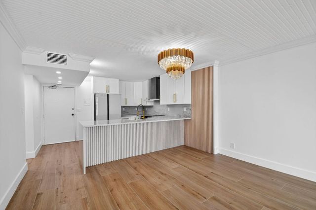 3540 S. Ocean Boulevard 810, South Palm Beach, FL 33480