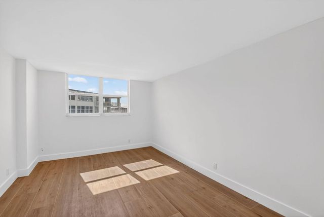 3540 S. Ocean Boulevard 810, South Palm Beach, FL 33480