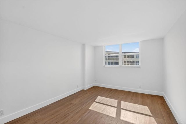 3540 S. Ocean Boulevard 810, South Palm Beach, FL 33480