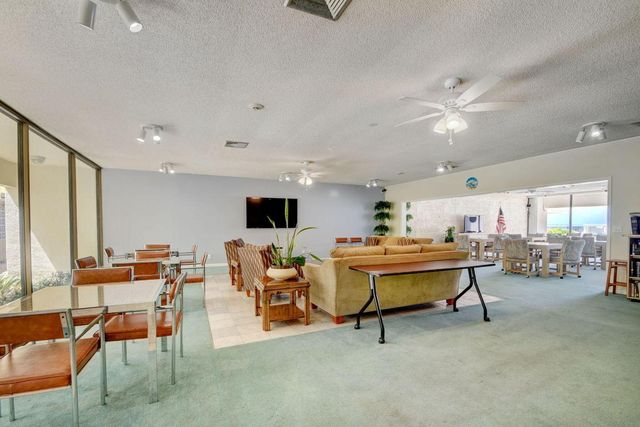 3540 S. Ocean Boulevard 810, South Palm Beach, FL 33480