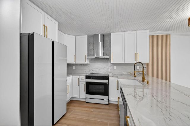 3540 S. Ocean Boulevard 810, South Palm Beach, FL 33480