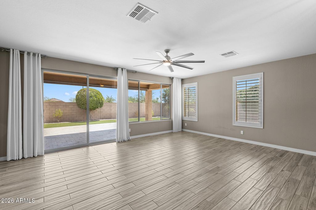 24009 N 168TH Lane, Surprise, AZ 85387 — photo 3
