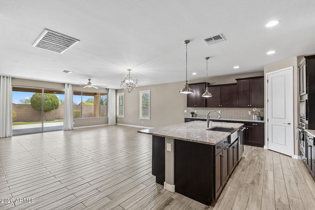 24009 N 168TH Lane, Surprise, AZ 85387 — photo 4