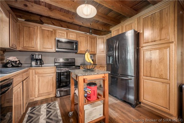 8103 Hidden River Trace, Charlestown, IN 47111