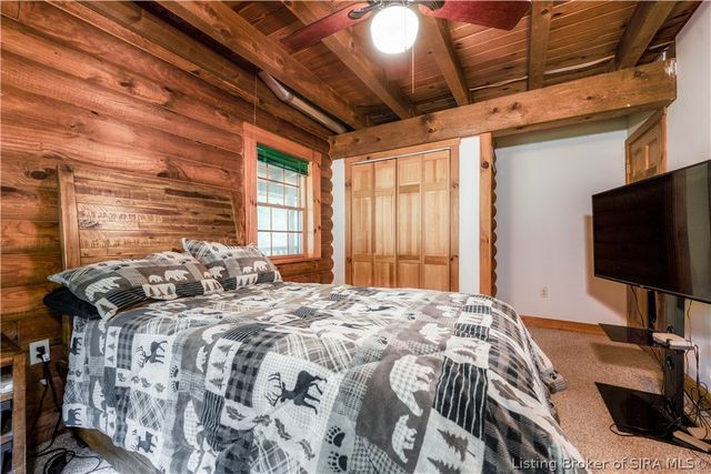 8103 Hidden River Trace, Charlestown, IN 47111