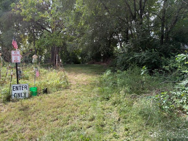 1 Spruce Street, Elmwood Place, OH 45216