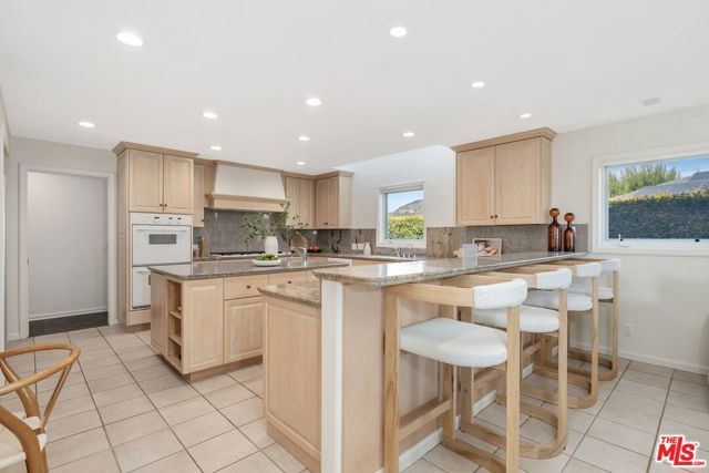 2645 Cordelia Road, Los Angeles, CA 90049