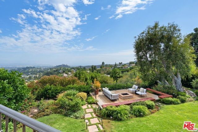 2645 Cordelia Road, Los Angeles, CA 90049
