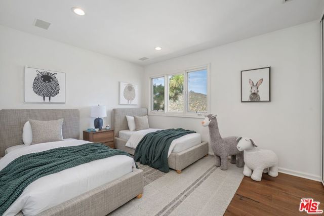 2645 Cordelia Road, Los Angeles, CA 90049