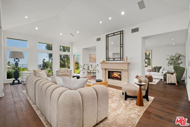 2645 Cordelia Road, Los Angeles, CA 90049