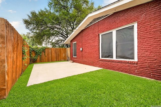 1235 OBLATE DR, San Antonio, TX 78216