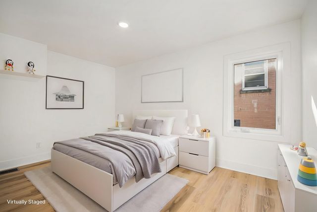 1943 Mayfair Avenue, Westchester, IL 60154