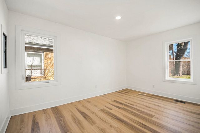 1943 Mayfair Avenue, Westchester, IL 60154