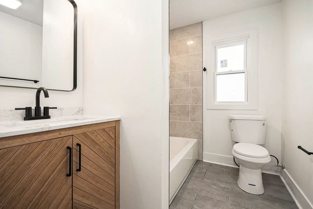 1943 Mayfair Avenue, Westchester, IL 60154