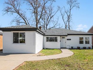 1943 Mayfair Avenue, Westchester, IL 60154