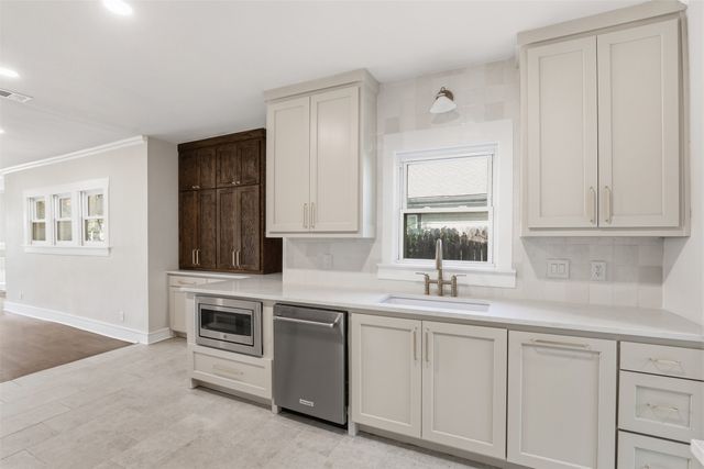 4708 Birchman Avenue, Fort Worth, TX 76107