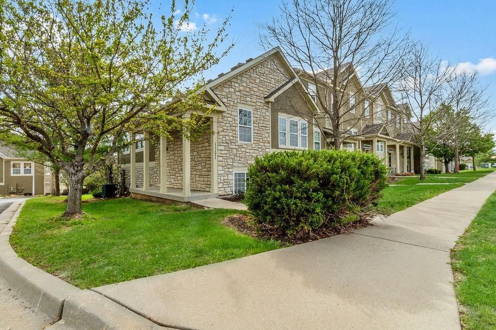 11171 S Woodsonia Street, Olathe, KS 66061