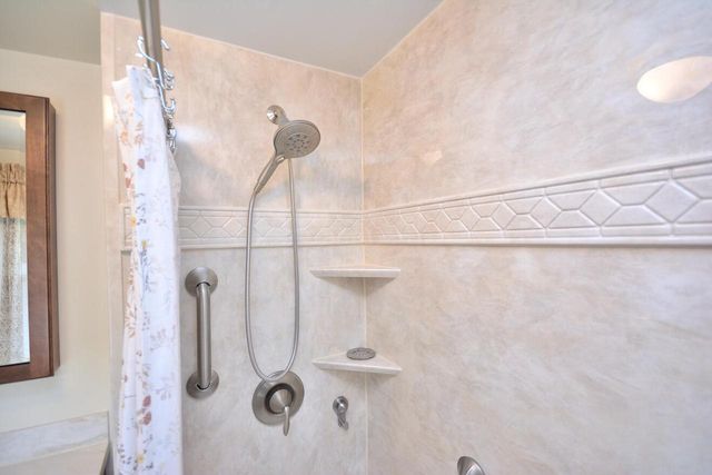 357 N 60th STREET, Milwaukee, WI 53213