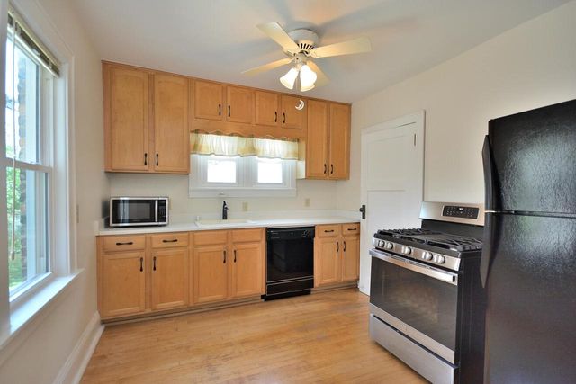 357 N 60th STREET, Milwaukee, WI 53213