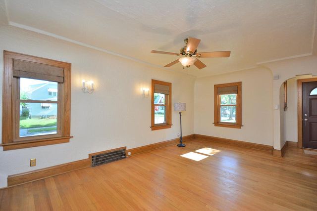 357 N 60th STREET, Milwaukee, WI 53213