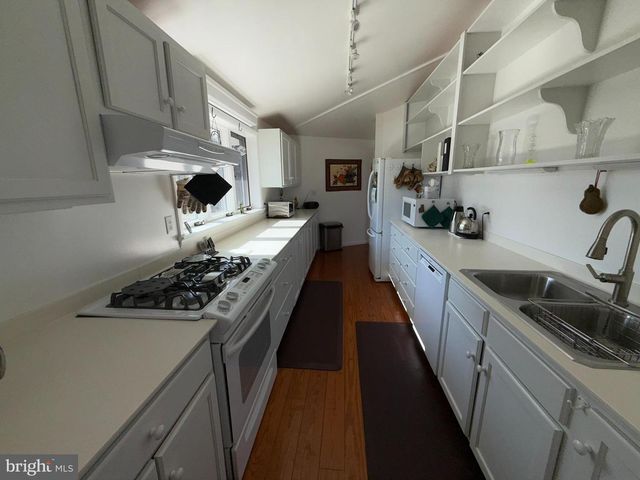 16 SPRINGFIELD ROAD, Newville, PA 17241
