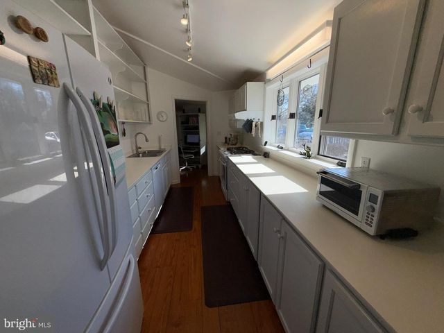 16 SPRINGFIELD ROAD, Newville, PA 17241