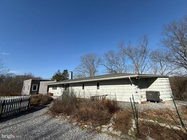 16 SPRINGFIELD ROAD, Newville, PA 17241