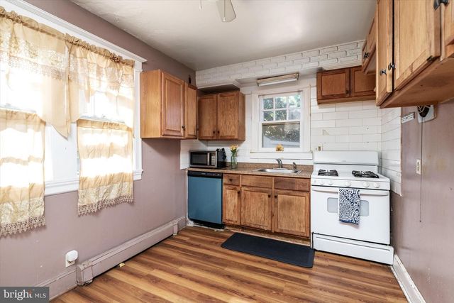 51 CHARLOTTE AVE, Hamilton, NJ 08629