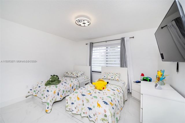 9701 SW 56th Ter, Miami, FL 33173