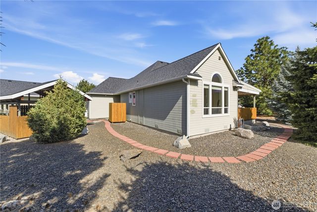 308 Kray Ike Court, Wenatchee, WA 98801