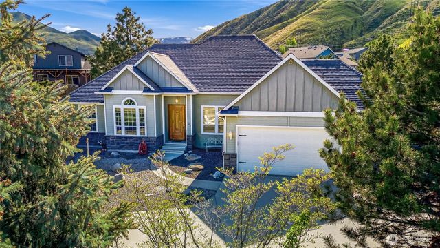 308 Kray Ike Court, Wenatchee, WA 98801