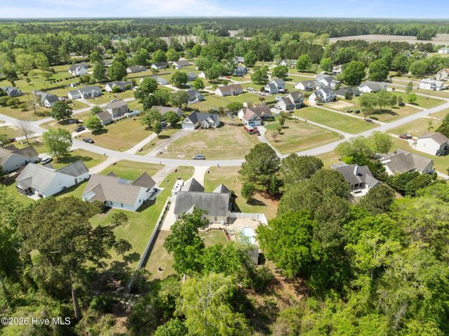 116 Bur Oaks Boulevard, Newport, NC 28570