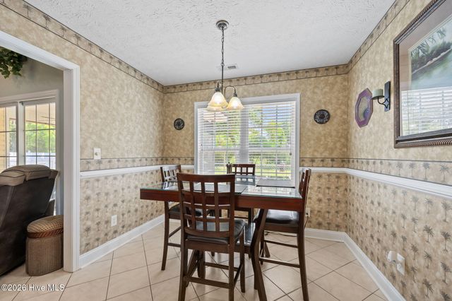 116 Bur Oaks Boulevard, Newport, NC 28570