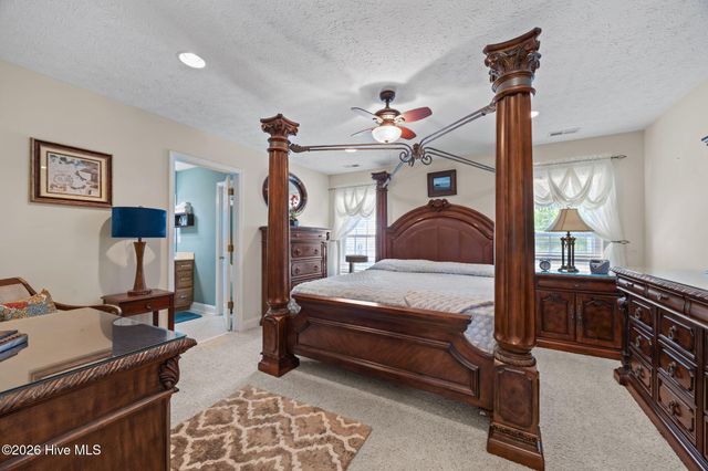 116 Bur Oaks Boulevard, Newport, NC 28570