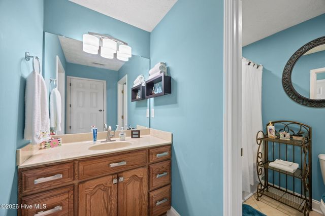 116 Bur Oaks Boulevard, Newport, NC 28570