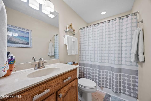 116 Bur Oaks Boulevard, Newport, NC 28570